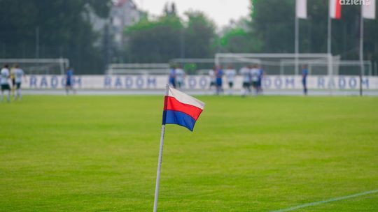 Miesiąc przygotowań i sześć sparingów 3. ligowej radomskiej Broni
