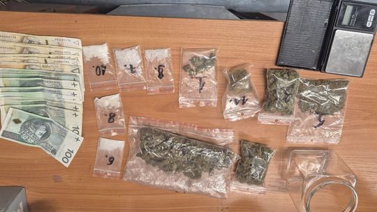 Mieszkaniec Radomia posiadał i sprzedawał narkotyki. Teraz grozi mu nawet 10 lat więzienia