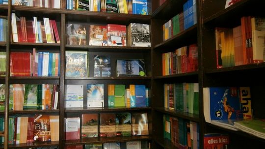 Ministerstwo dołoży do zakupu podręczników