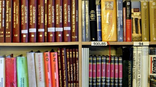 Mirów. Biblioteka otrzymała pieniądze na nowe książki