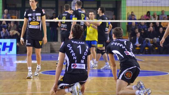 Mistrzowie udzielili lekcji pokory siatkarzom Czarnych Radom