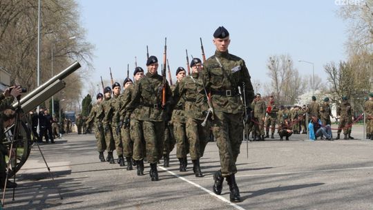 Mistrzowska musztra uczniów ZDZ! Zdjęcia 