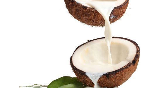 Mleko migdałowe – warto je pić?