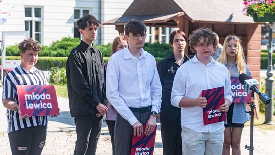 Młoda Lewica apeluje o wprowadzenie bezpłatnych przejazdów PKS i PKP