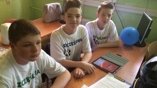 Młodzi dziennikarze w PSP 15