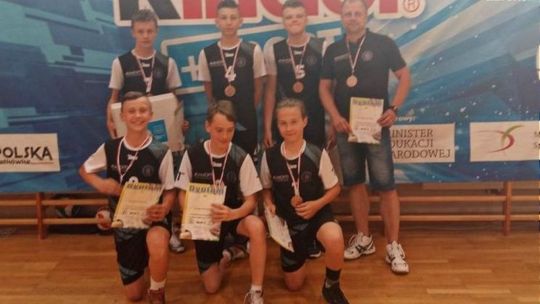 Młodzież Czarnych na podium