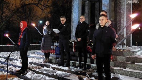 Młodzież Wszechpolska w hołdzie powstańcom styczniowym
