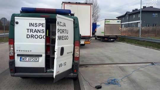 Mocno przeładowane „dostawczaki” na ulicach Radomia