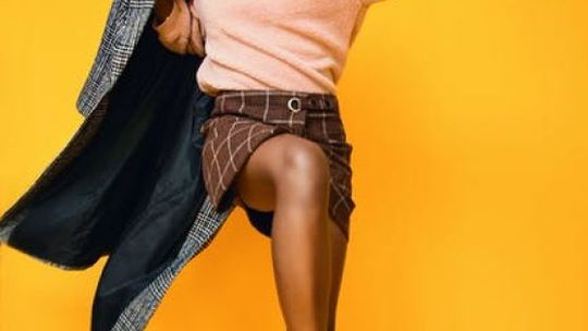 Moda damska – 5 elementów garderoby na jesień