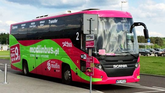 ModlinBus: więcej połączeń na trasie Radom-Warszawa-Modlin