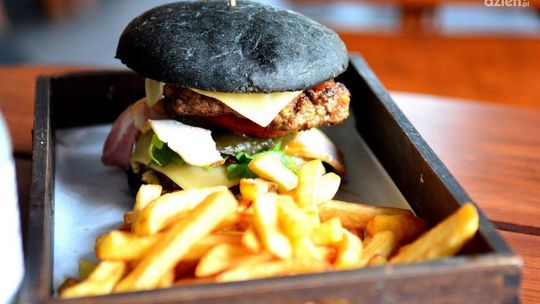 Mr. Dark House: kawał porządnego burgera!