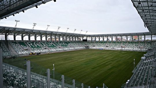Murawa przy Struga czeka na mecz reprezentacji Polski i kolejne ligowe starcia Radomiaka