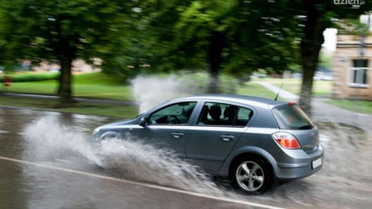 Na kałuży można się przejechać