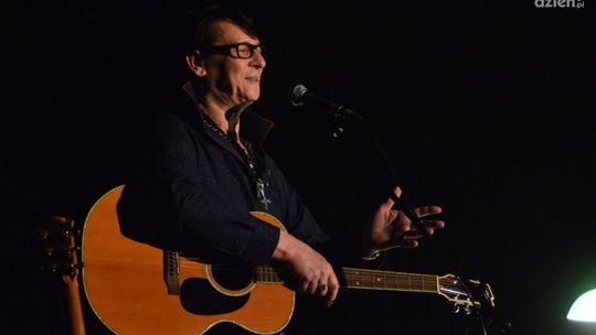 „NA KOLEJNY JEGO KONCERT POJADĘ DOKĄDKOLWIEK”