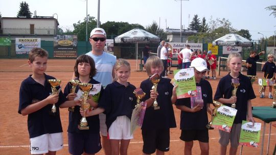 Na kortach RKT... turniej za turniejem