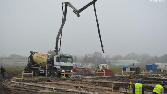 Na lotnisku na Sadkowie praca wre