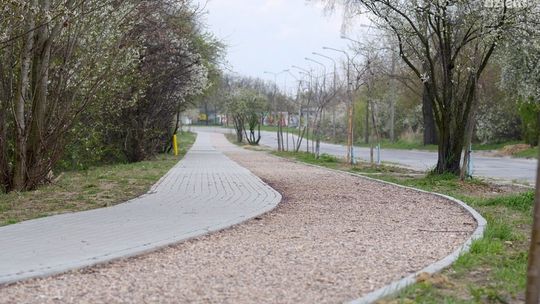 Na Olsztyńskiej ścieżka gotowa. Prawie...