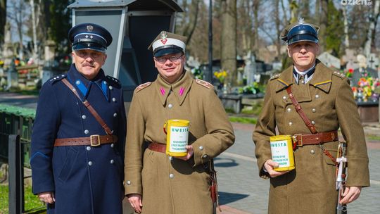 Na renowację nagrobków