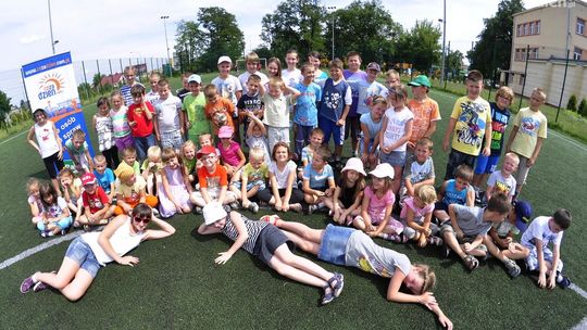 NAJFAJNIEJSI PÓŁKOLONIŚCI : PSP 15