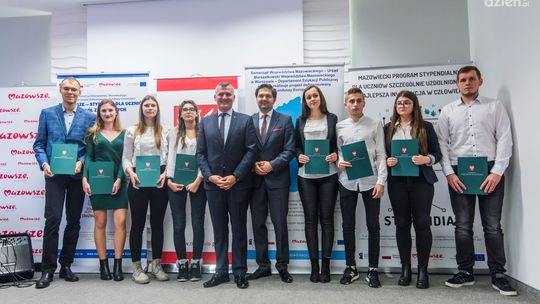 Najlepsi uczniowie nagrodzeni 