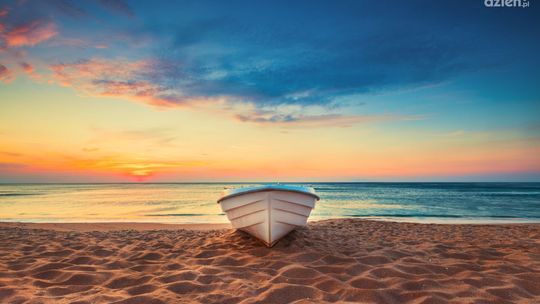 Najlepsze miejsca na aktywne wakacje nad morzem