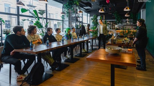 Najprzystojniejsza ósemka na warsztatach kulinarnych