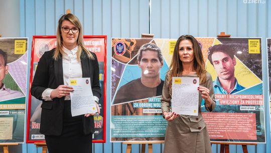 Napisz list w obronie praw człowieka