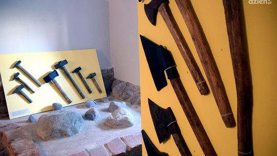 Narzędzia dawniej i dziś czyli wystawa "Homo Faber"