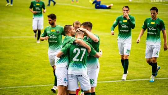 Nerwy, których być nie powinno. Radomiak pokonał Wigry, ale nie bez problemów 