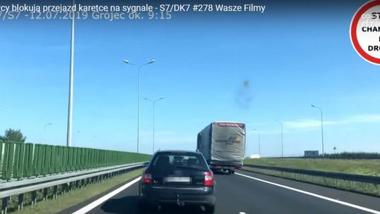 Nie chcieli przepuścić karetki. Będzie kara [wideo]