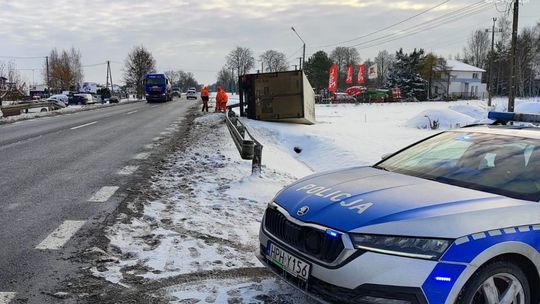 Niebezpieczny poranek na drogach