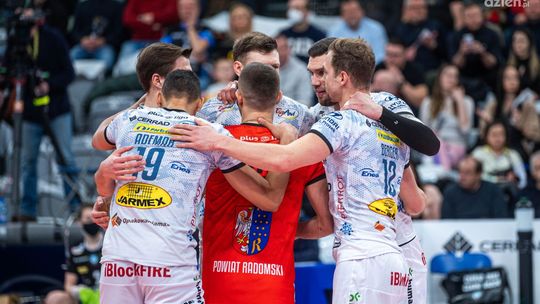 Niespodzianka w Zawierciu! Trzy punkty Cerradu Enei Czarnych Radom