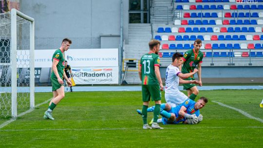 Nieudane pożegnanie sezonu Broni Radom z kibicami. Lechia rozgromiła zespół z Plant
