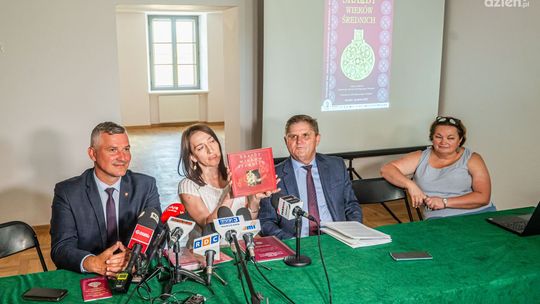 Niezwykłe precjoza w muzeum