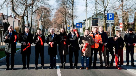 Niezwykle ważna droga w Zwoleniu oficjalnie otwarta. Inwestycja kosztowała kilka milionów złotych