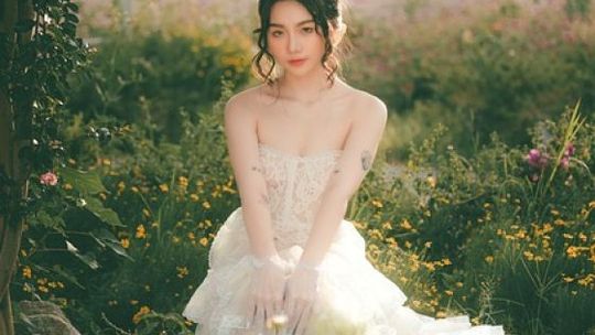 Niezwykłe wykończenia sukienek