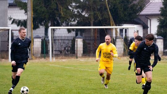 Niższe ligi: Oskar bez punktów, Energia wygrywa 3:0, Młodzik przegrywa 0:5.