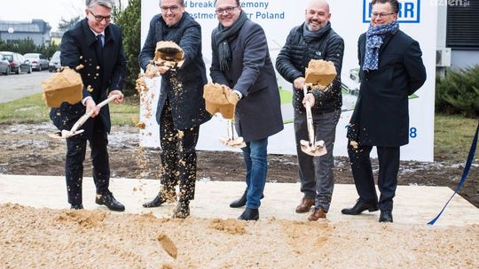 Nowa hala produkcyjna i nowe miejsca pracy