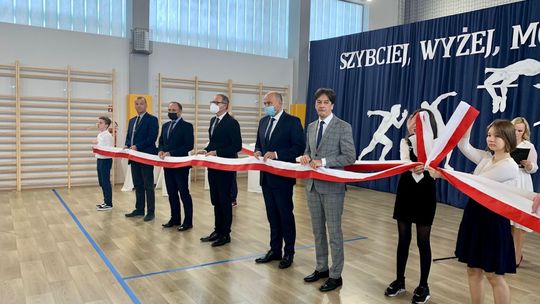 Nowa sala gimnastyczna w Stanisławicach już otwarta Nowa sala gimnastyczna w Stanisławicach już otwarta