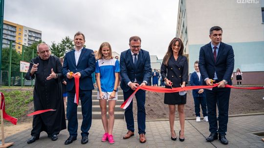 Nowe boisko przy PSP nr 17 