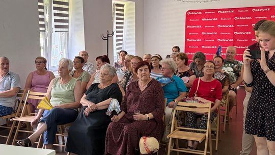 Nowe Miasto nad Pilicą: seniorzy uczą się, jak chronić się przed oszustwami