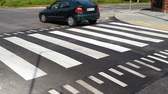 Nowe progi zwalniające i wyniesione przejścia na terenie Radomia. Przetarg ogłoszony