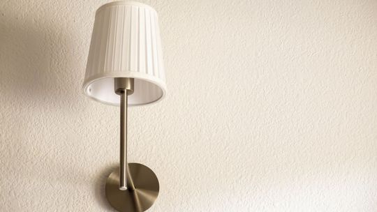 Nowoczesne oświetlenie domu i mieszkania – kinkiet nowoczesny