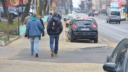 Nowy chodnik i zatoki parkingowe już gotowe!