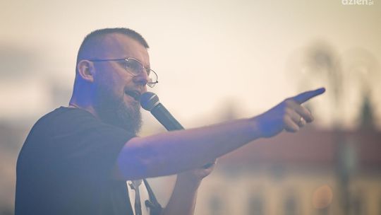 Nowy utwór od KęKę. Artysta zapowiada kolejną płytę Nowy utwór od KęKę. Artysta zapowiada kolejną płytę