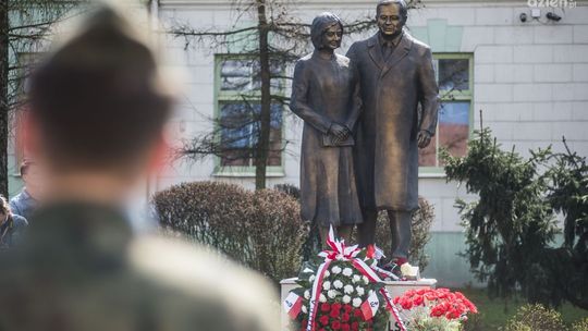 Obchody katastrofy smoleńskiej. Zobacz zdjęcia