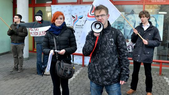 Obniżyć VAT! - KNP pikietował w obronie przedsiębiorców