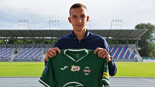 Obrońca Mateusz Grzybek w Radomiaku Radom