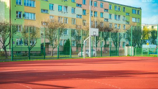 Obserwował dzieci na XV-leciu. Usłyszy zarzuty?