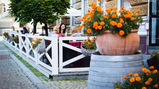 Od poniedziałku otwarte lokale gastronomiczne